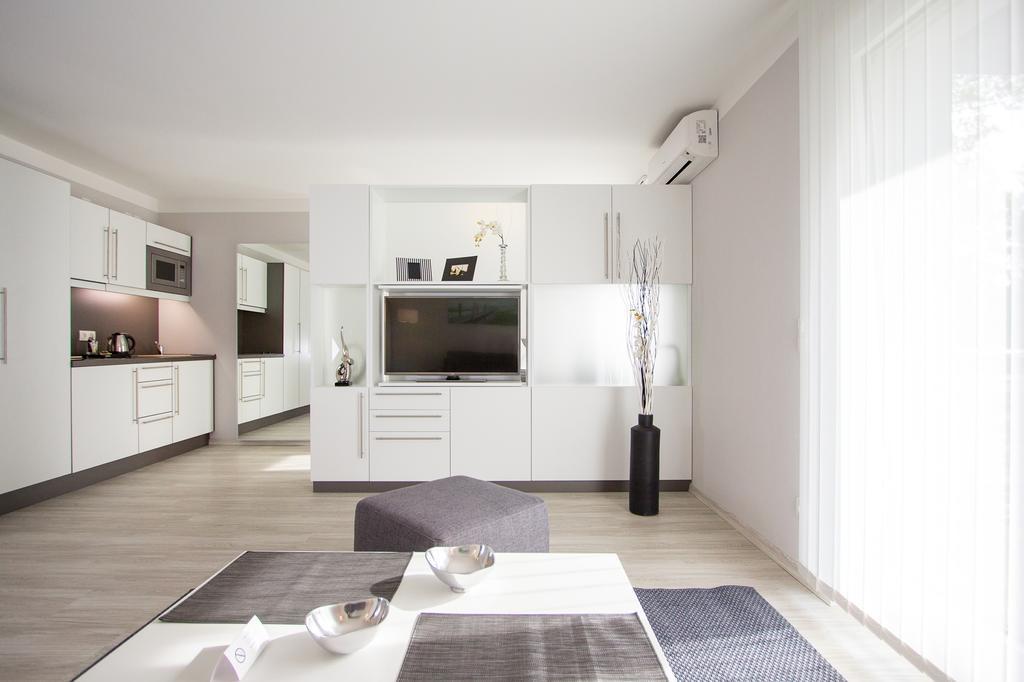 Aparthotel "Am Fliess" Hoyerswerda Oda fotoğraf