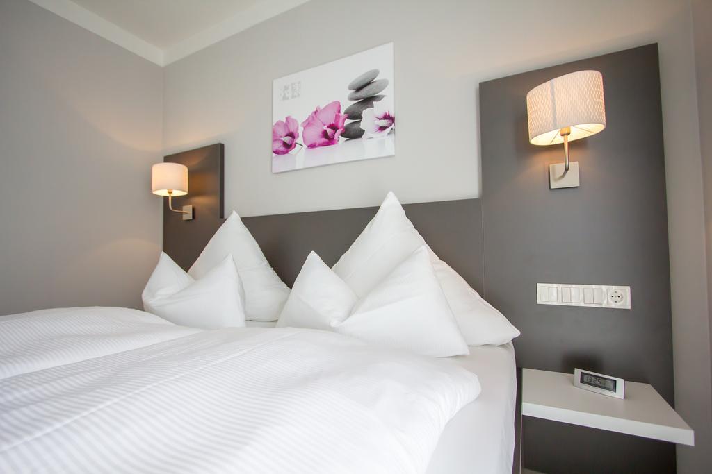 Aparthotel "Am Fliess" Hoyerswerda Oda fotoğraf