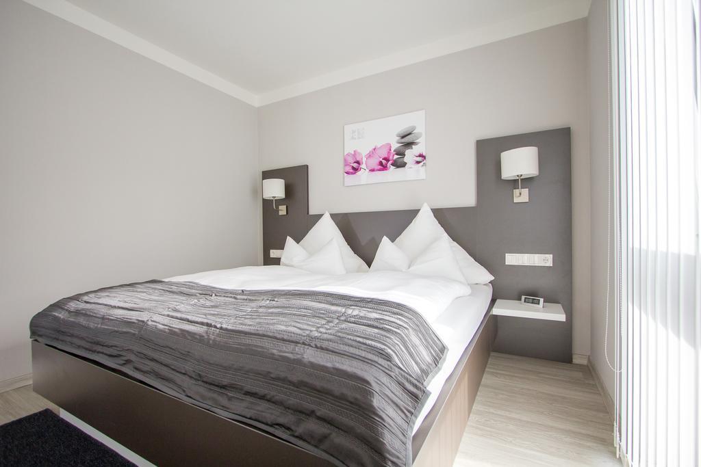 Aparthotel "Am Fliess" Hoyerswerda Oda fotoğraf